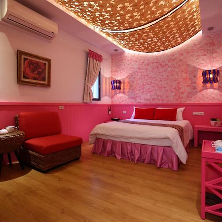 Holland Windmill B&B Хуалиен Сити Стая снимка